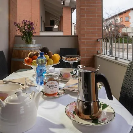 Casa Valentin * Monforte dʼAlba